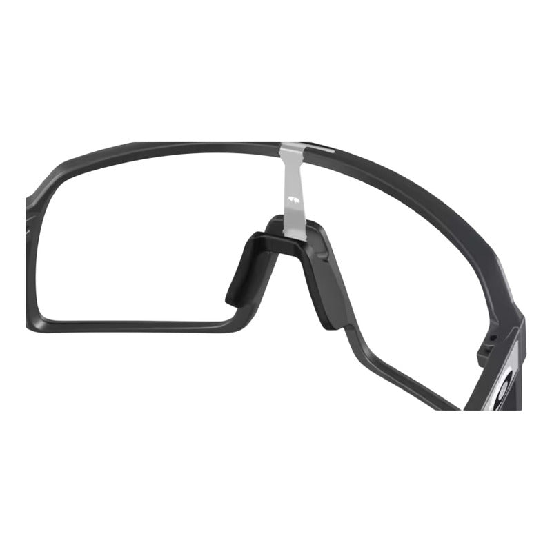 Lentes Oakley Sutro 940698 - Carbono Mate Fotocromaticos Photocromatic Negro